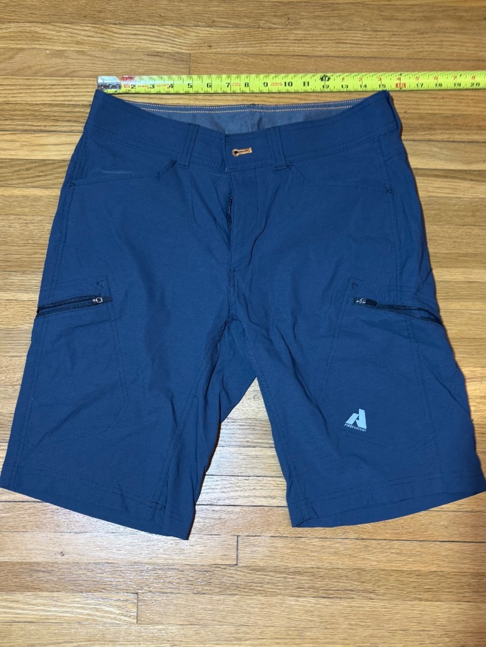 Eddie Bauer Guide Pro 12" Shorts Mens 32 Waist Grey